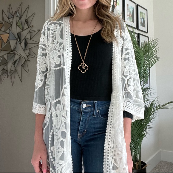 UMGEE | Long Lace Cover Up - Picture 3 of 15